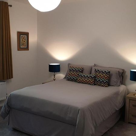 Beautiful Garden Apartment In Leafy St Leonards 5 Mins To Beach Extérieur photo