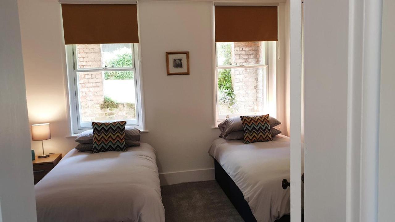 Beautiful Garden Apartment In Leafy St Leonards 5 Mins To Beach Extérieur photo