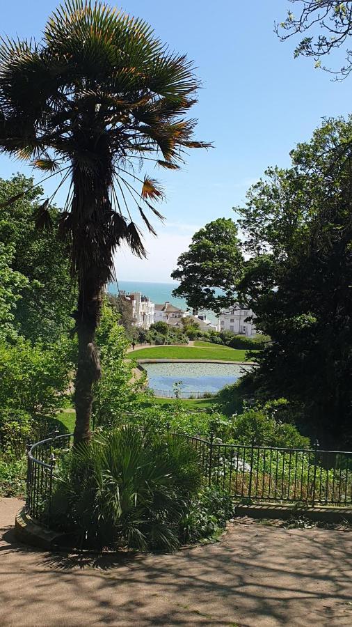 Beautiful Garden Apartment In Leafy St Leonards 5 Mins To Beach Extérieur photo